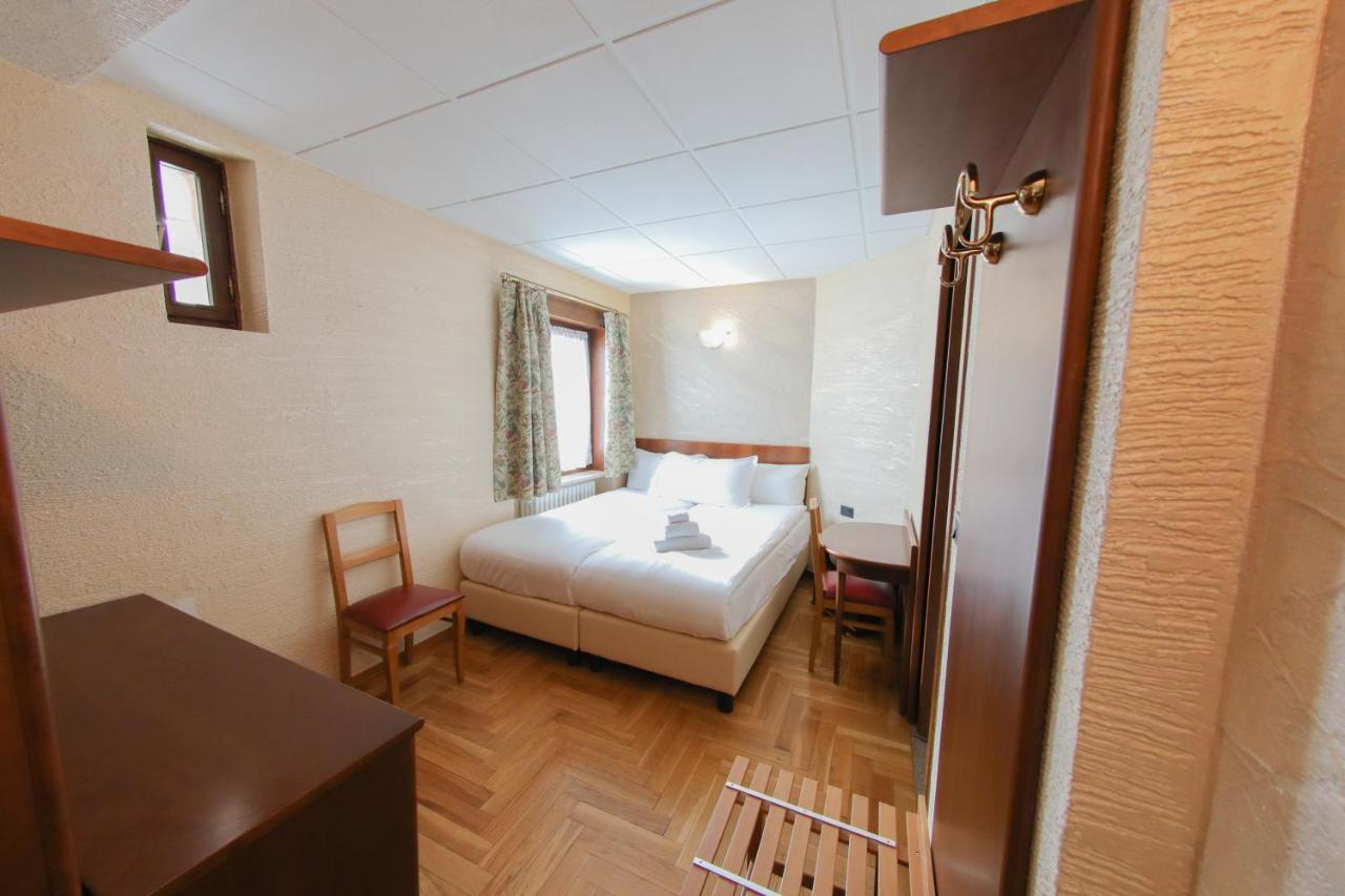 Hotel Sporting Breuil-Cervinia Εξωτερικό φωτογραφία