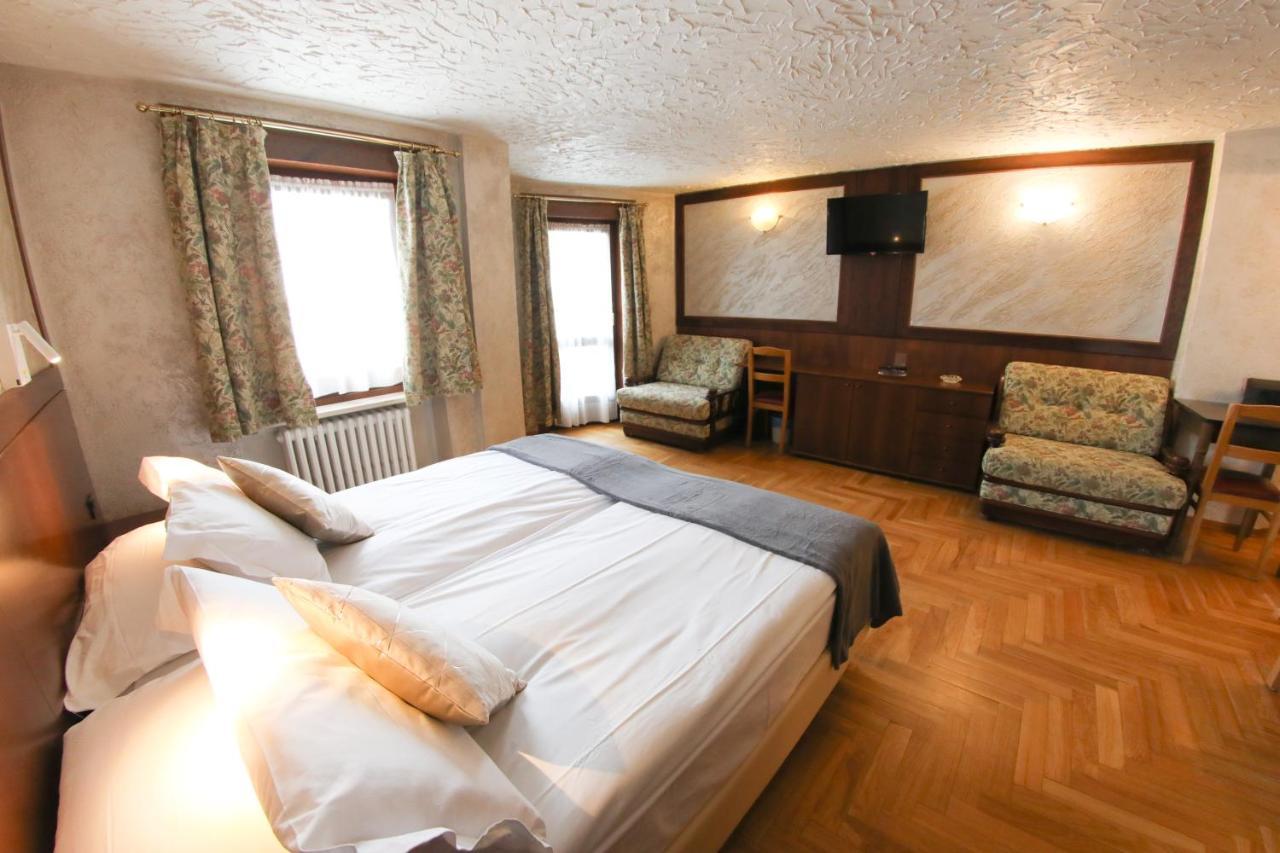 Hotel Sporting Breuil-Cervinia Εξωτερικό φωτογραφία