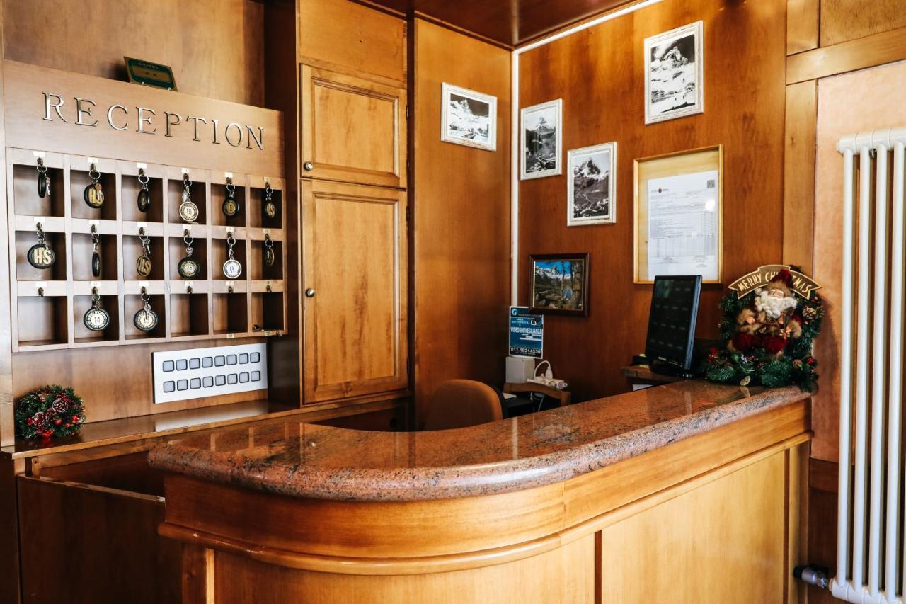 Hotel Sporting Breuil-Cervinia Εξωτερικό φωτογραφία